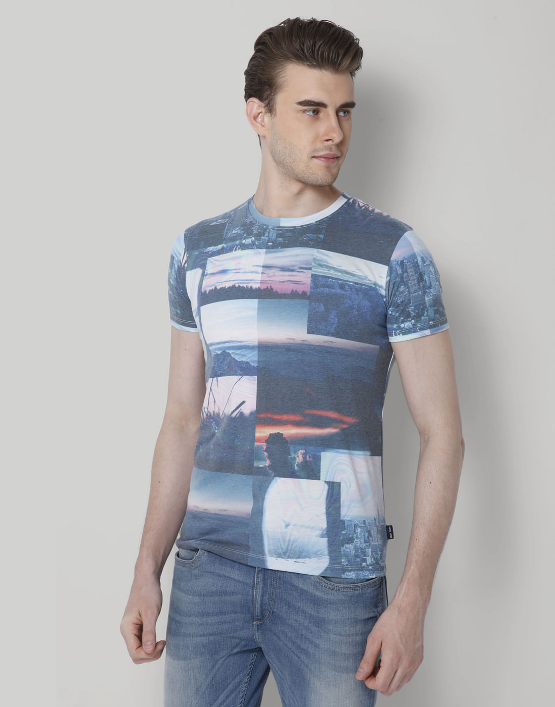 Blue Graphic Print Crew Neck T-Shirt - S
