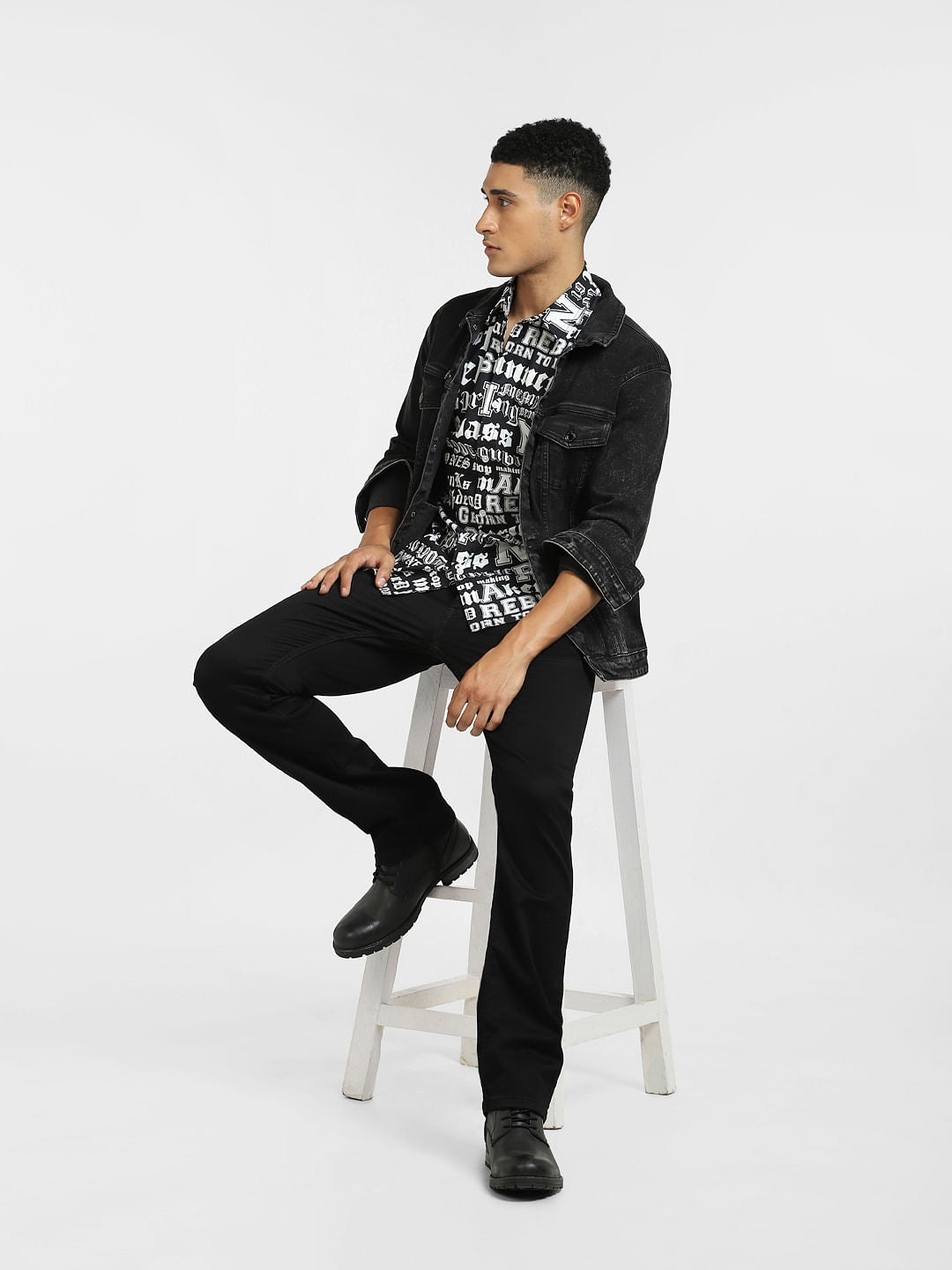 Black Typographic Print Short Sleeves Shirt - S