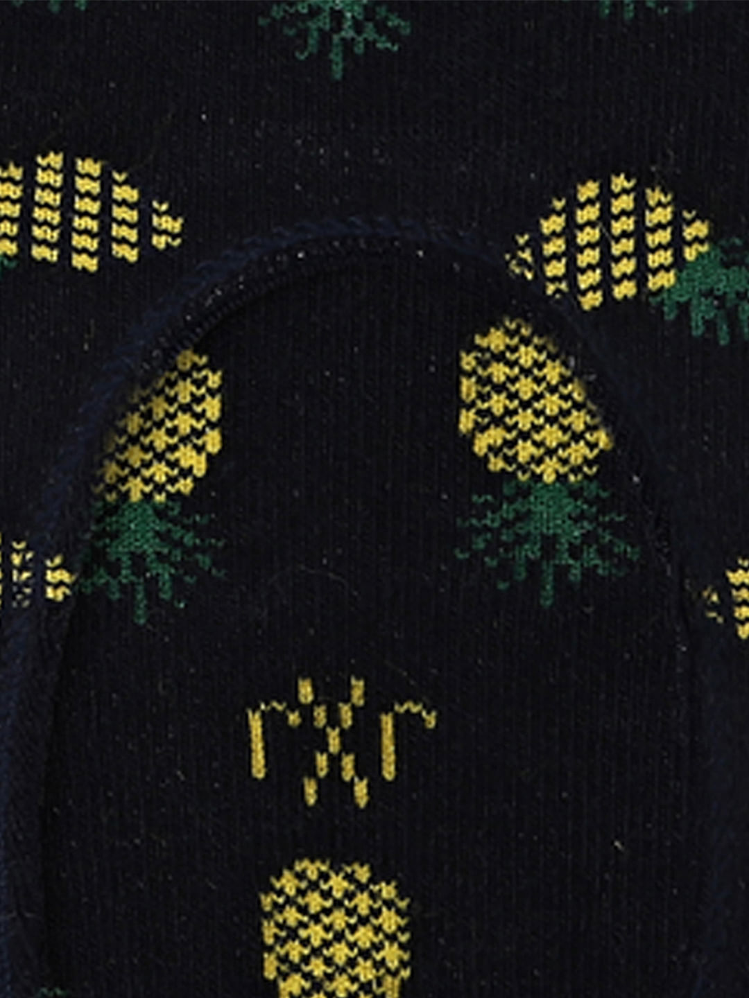 Black Pineapple Print No Show Socks