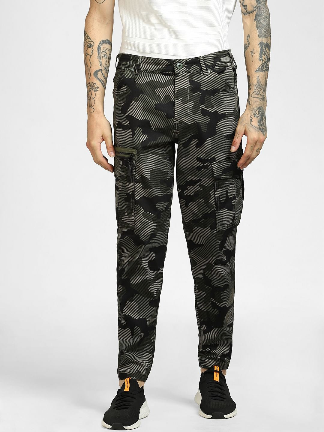 Green Mid Rise Camo Print Pants