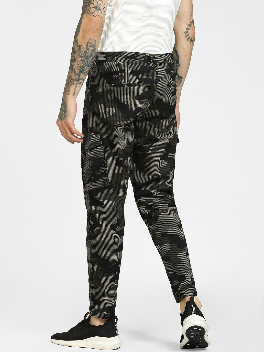 Green Mid Rise Camo Print Pants