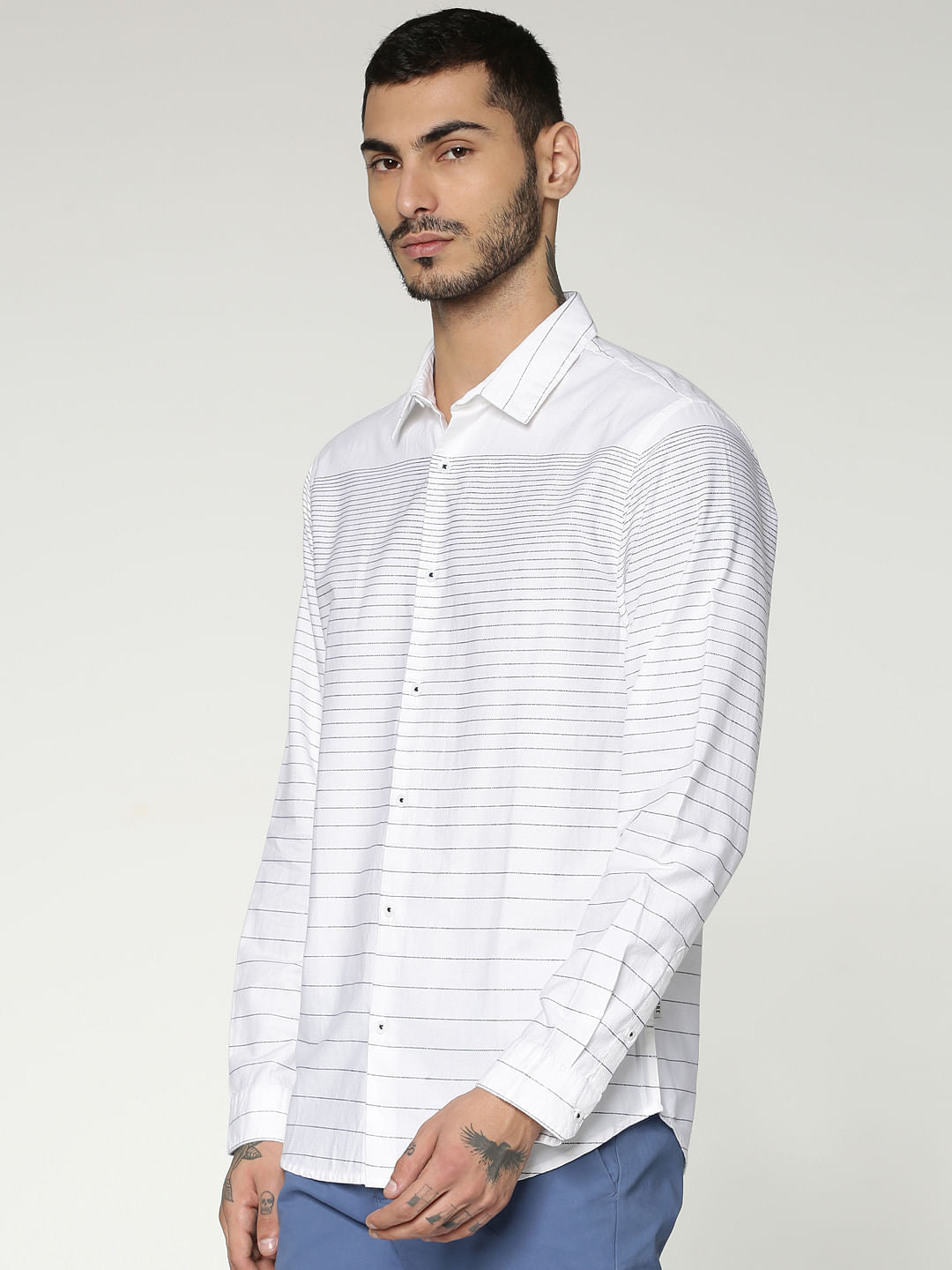 White Striped Slim Fit Full Sleeves Shirt - S