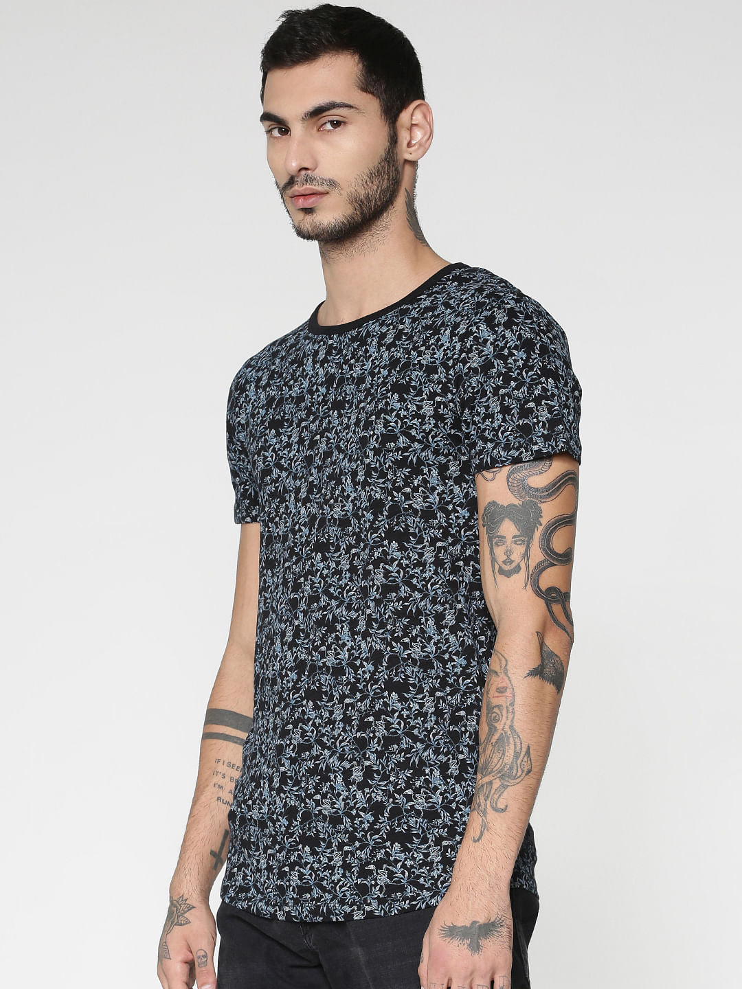 Black All Over Floral Print Slim Fit Crew Neck T-Shirt - S