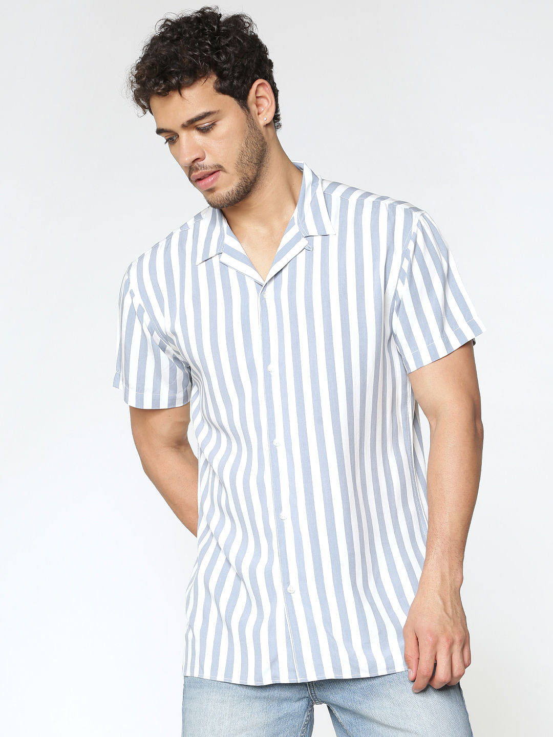 Blue And White Striped Short Sleeves Shirt - S
