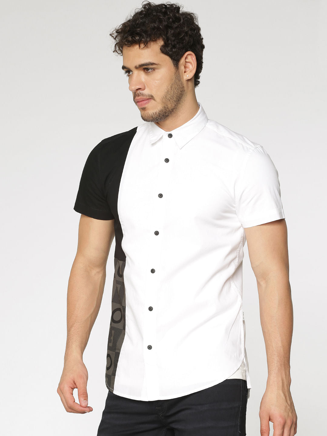 White Colour Blocked Slim Fit Short Sleeves Shirt - S