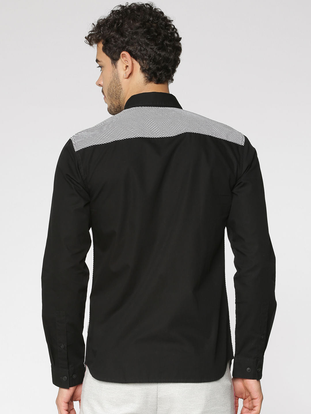 Black Colour Blocked Slim Fit Full Sleeves Shirt