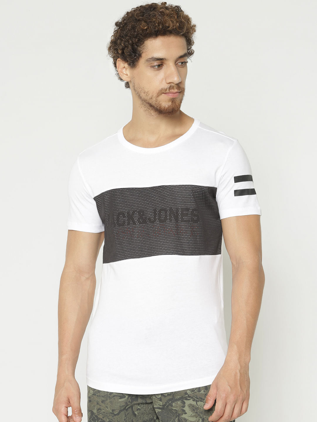 White Graphic Print Crew Neck T-Shirt - S