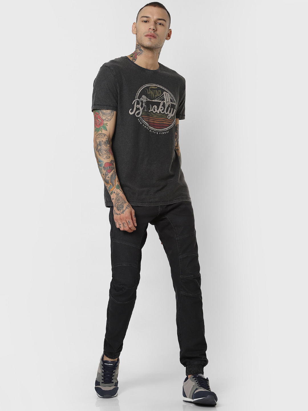 Black Chest Print Crew Neck T-Shirt