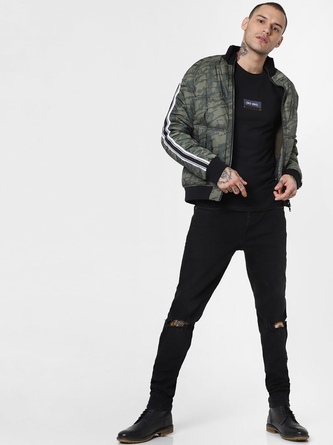 Black Graphic Print Crew Neck T-Shirt - S