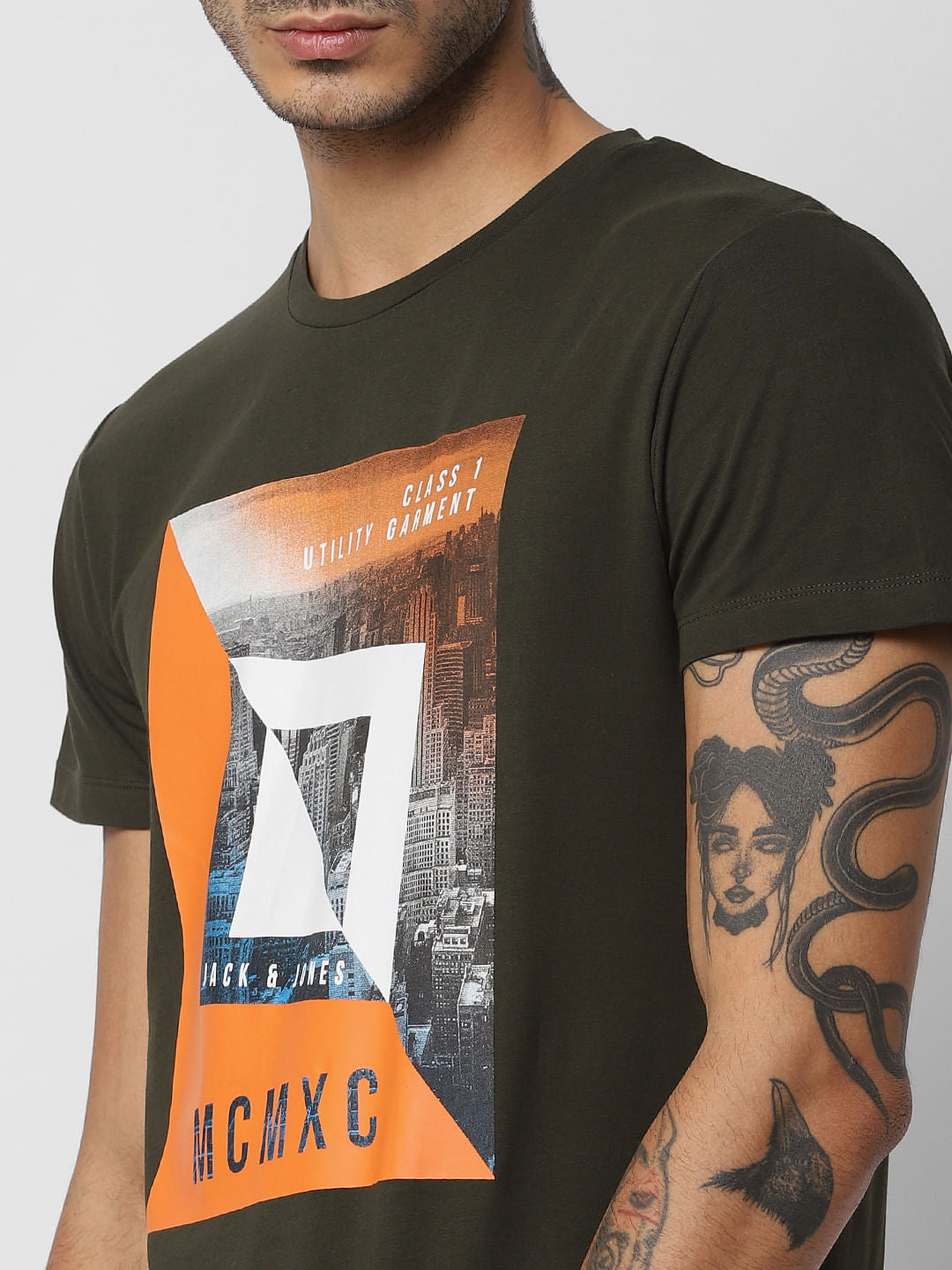 Green Graphic Print Crew Neck T-shirt