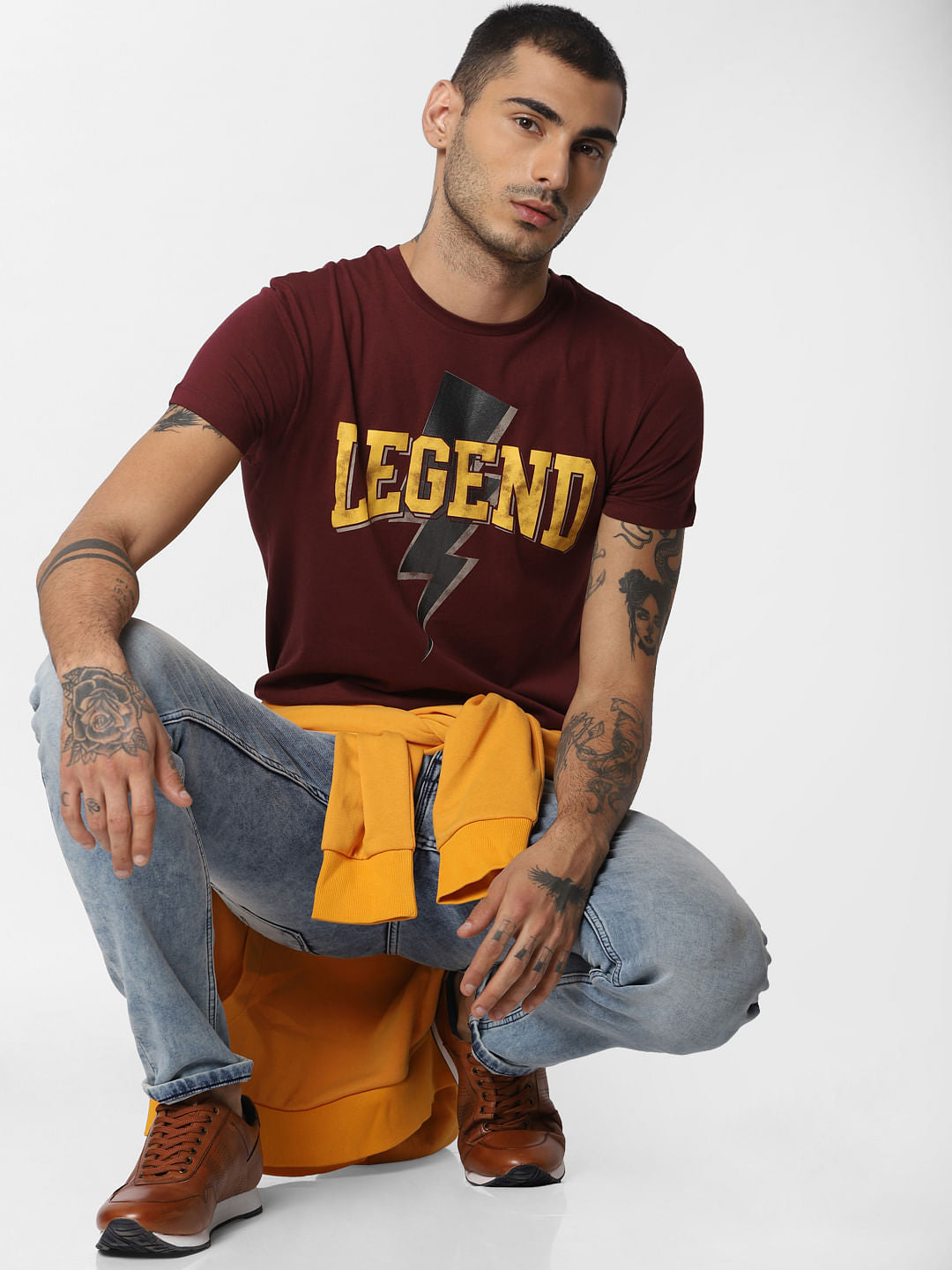Burgundy Graphic Print Crew Neck T-shirt - S