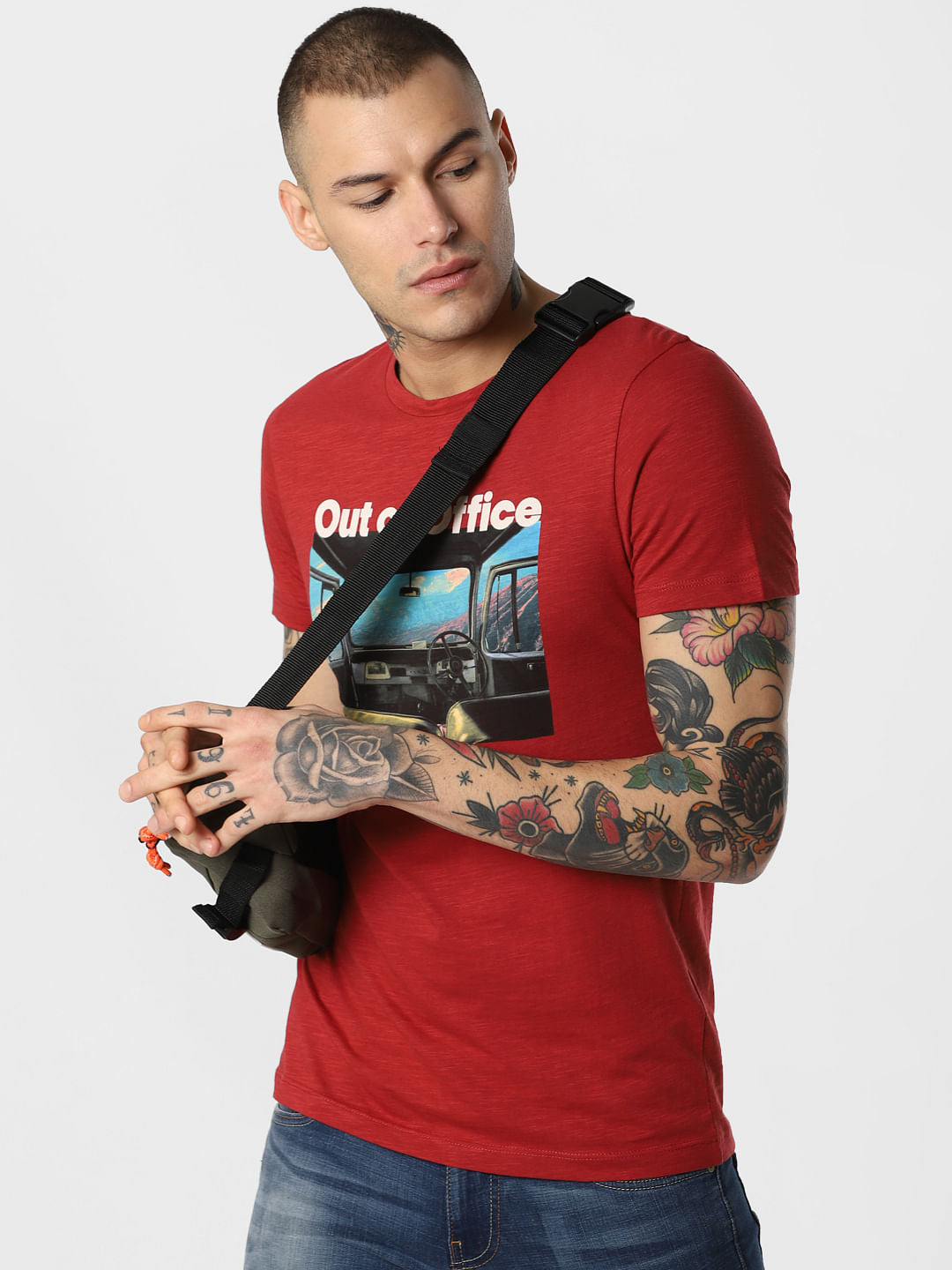 Red Graphic Print Crew Neck T-Shirt - S