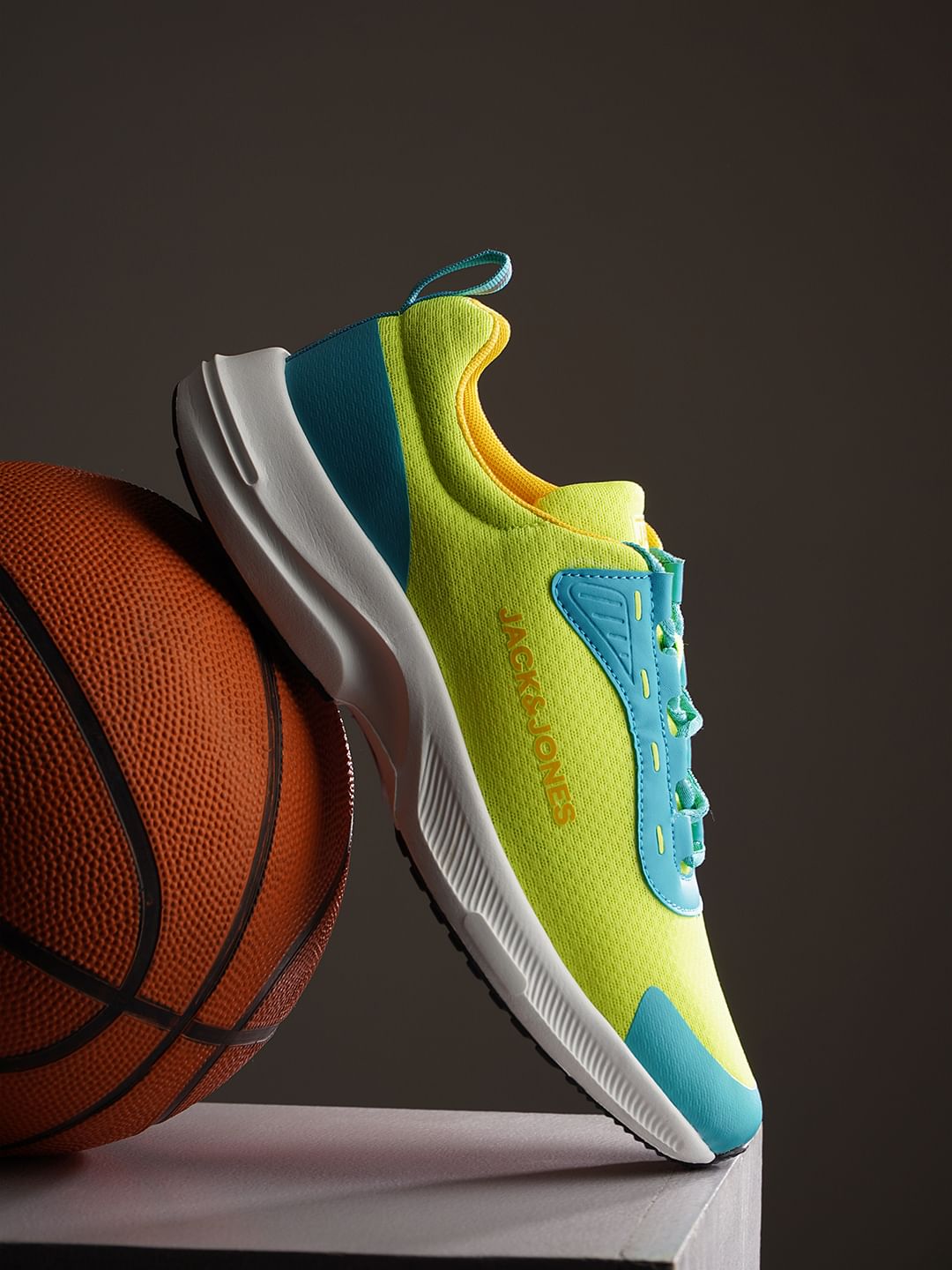 Lime Colourblocked Mesh Sneakers - 6
