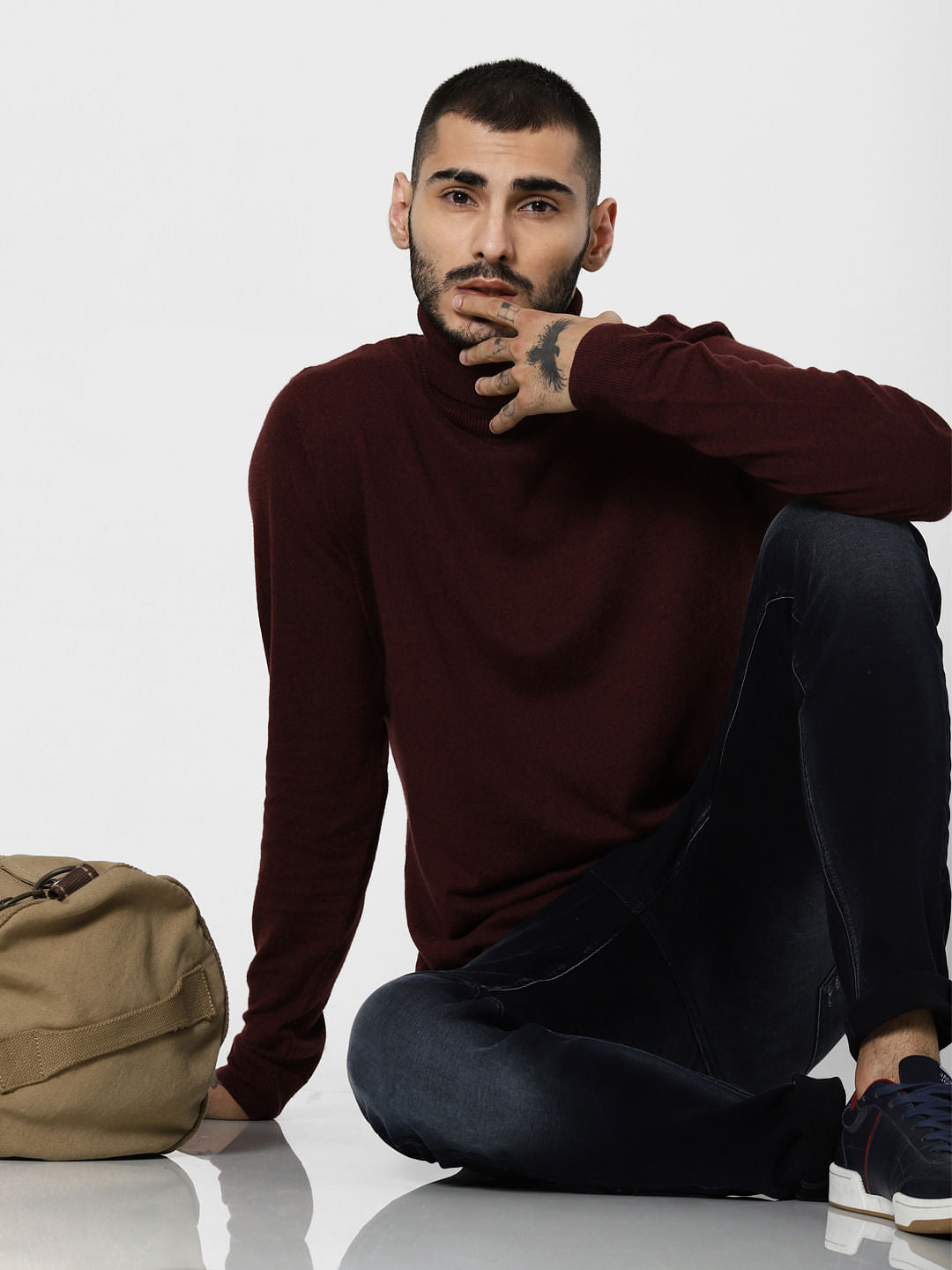 Burgundy Turtle Neck Pullover - S