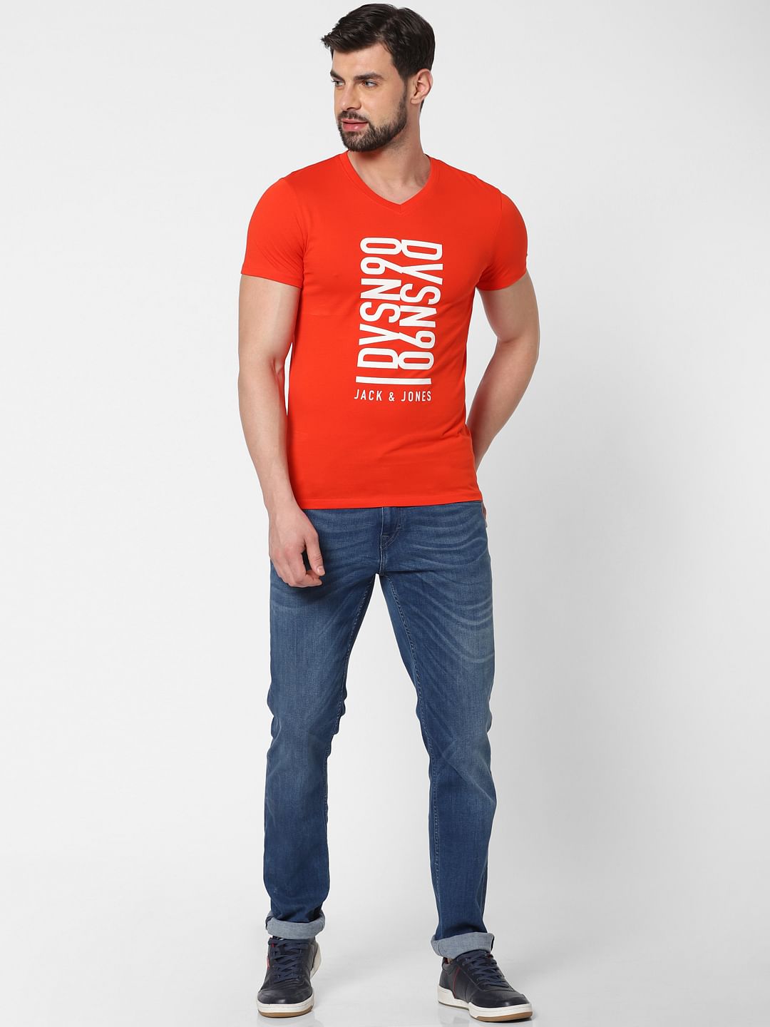 Red Text Print V Neck T-Shirt Online in India - Flat 20% Off - S
