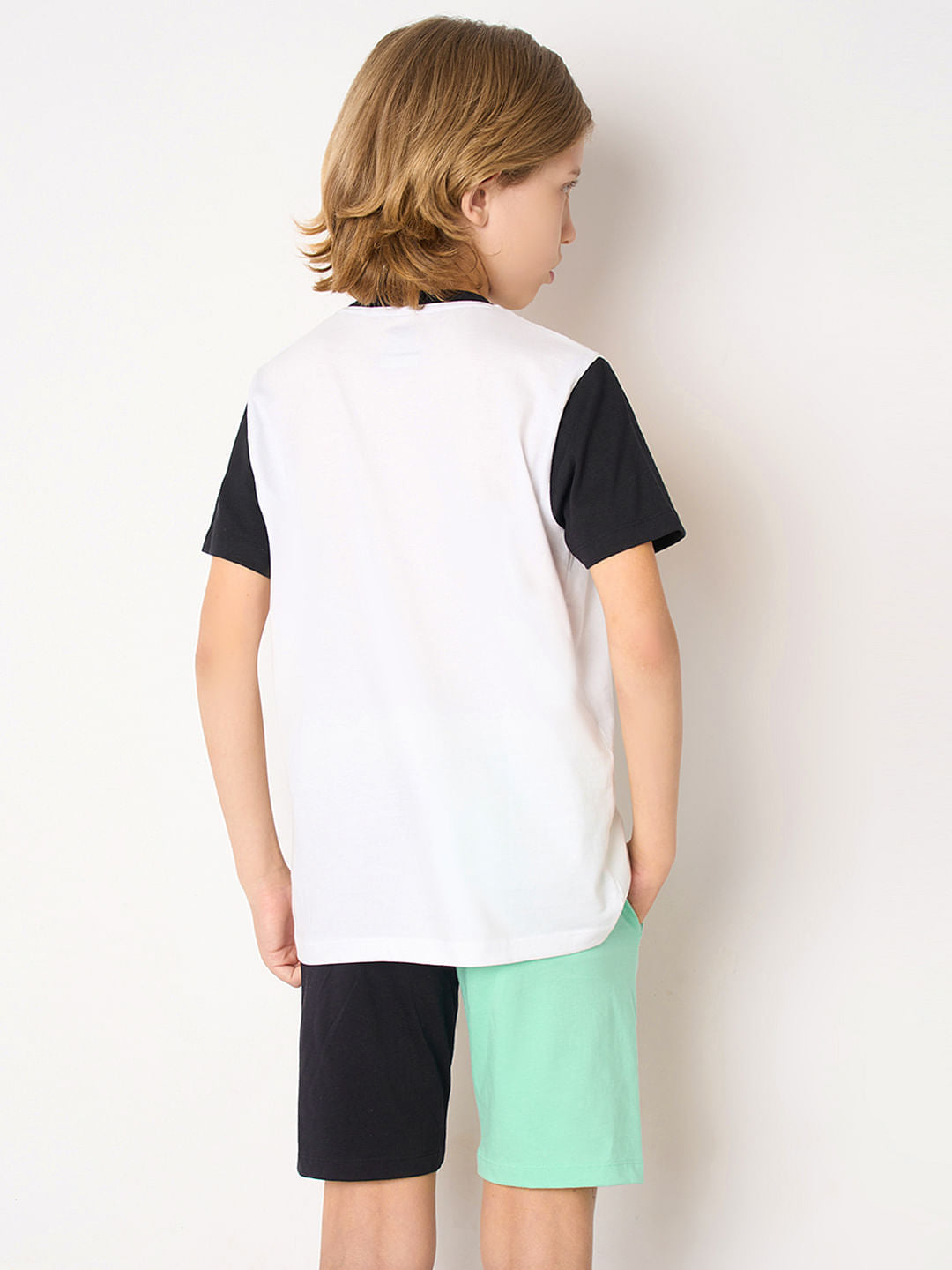 Looney Tunes White Bugs Bunny T-shirt