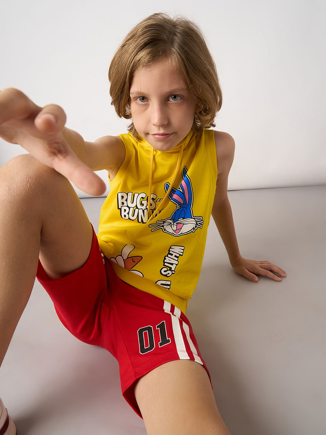 Looney Tunes Yellow Bugs Bunny Hooded T-shirt