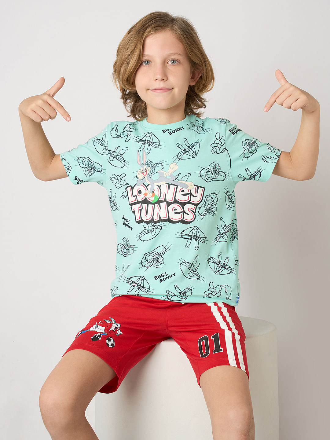 Looney Tunes Blue Bugs Bunny Print T-shirt - 7/8Y