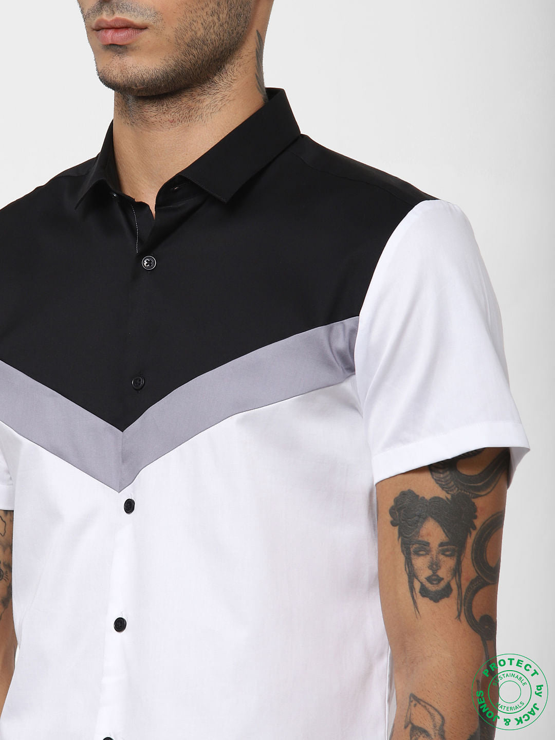 White Colourblocked Short Sleeves Shirt