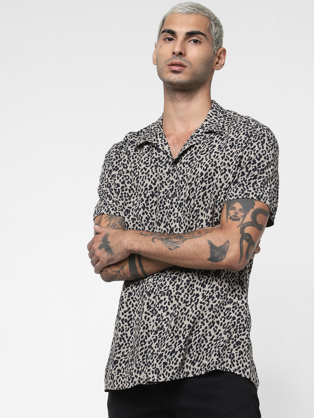 Black Animal Print Short Sleeves Shirt