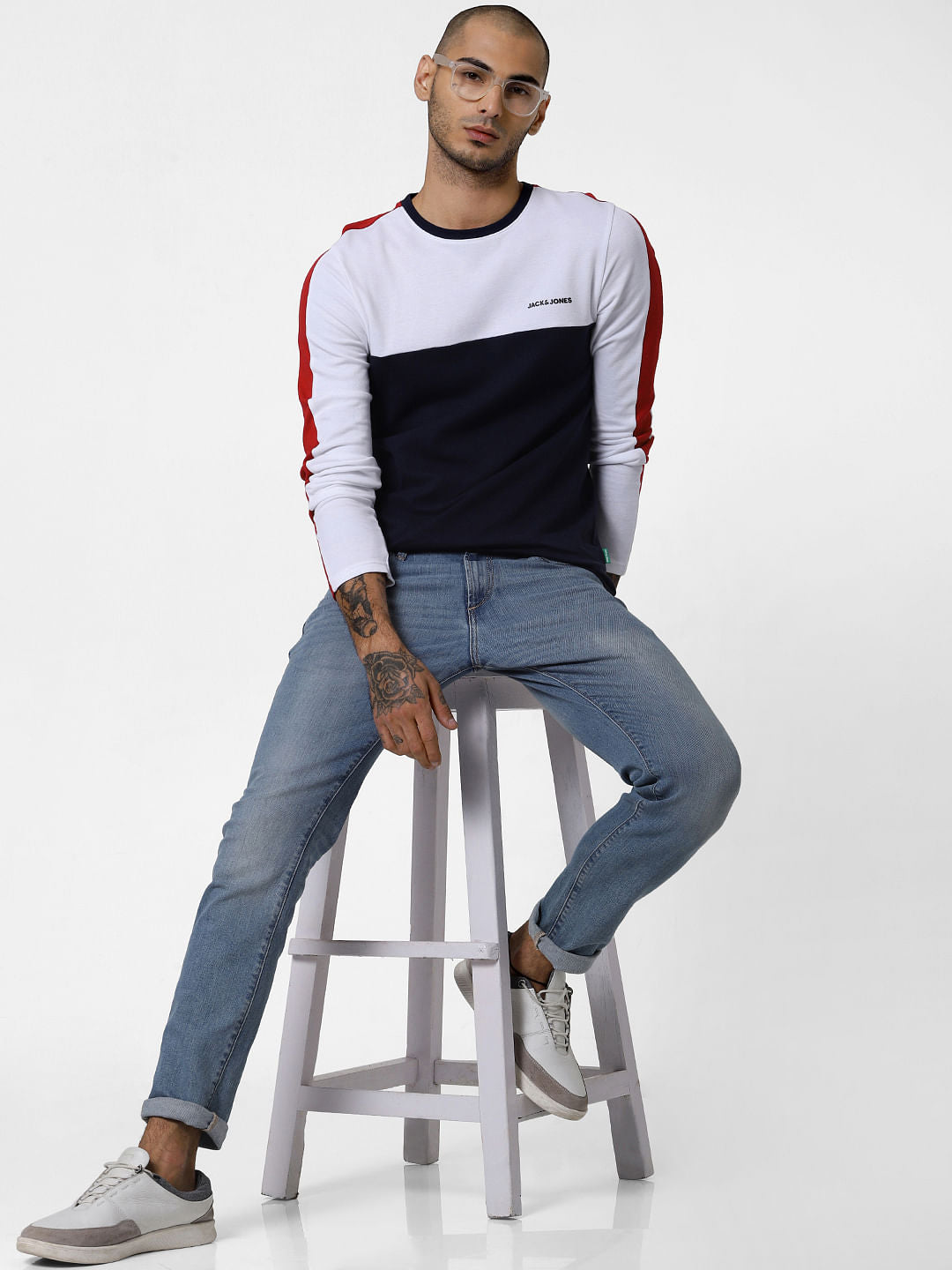 Navy Blue Colourblocked Crew Neck T-shirt - S