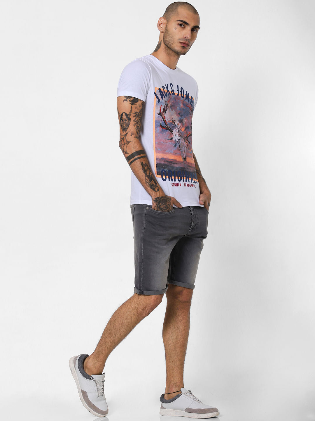 White Graphic Print Crew Neck T-shirt