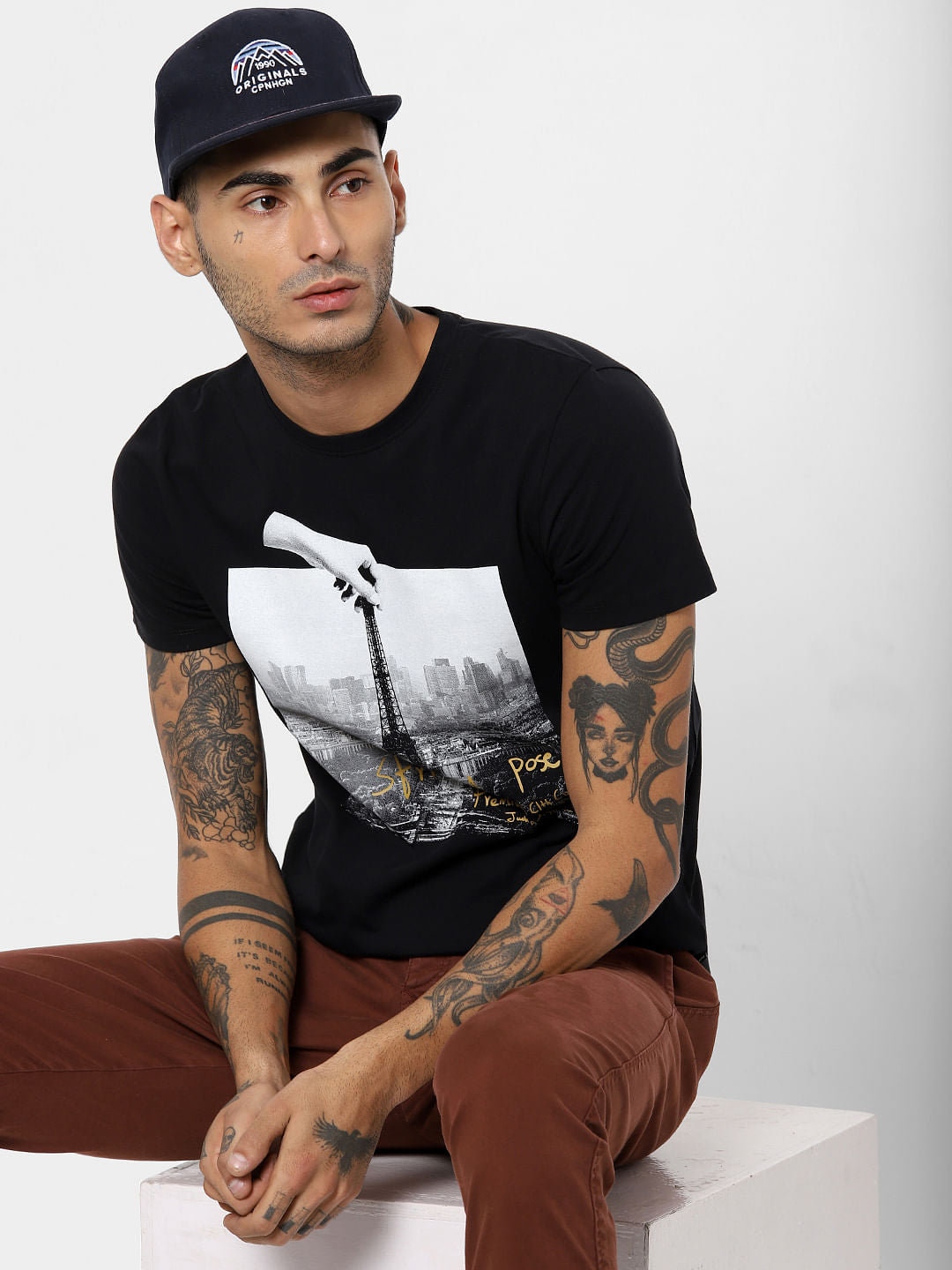 Black Eiffel Tower Print T-shirt - S