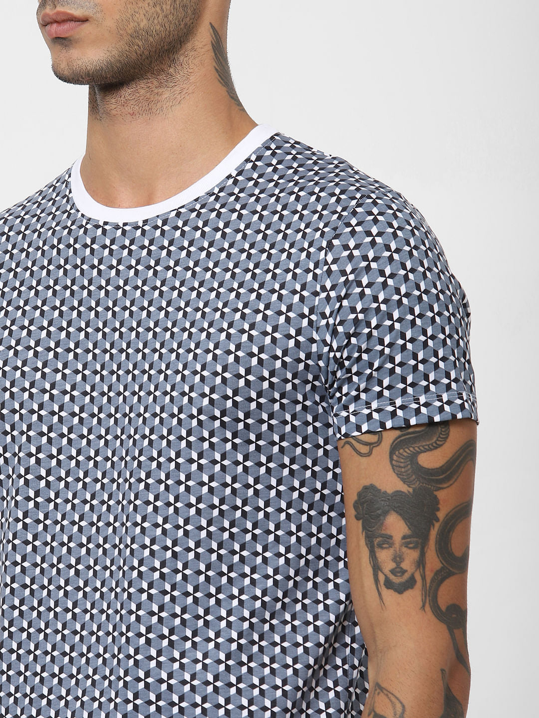 White Geometric Print Crew Neck T-shirt