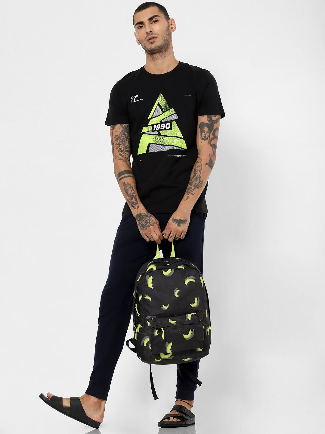 Black Graphic Print Crew Neck T-shirt - S