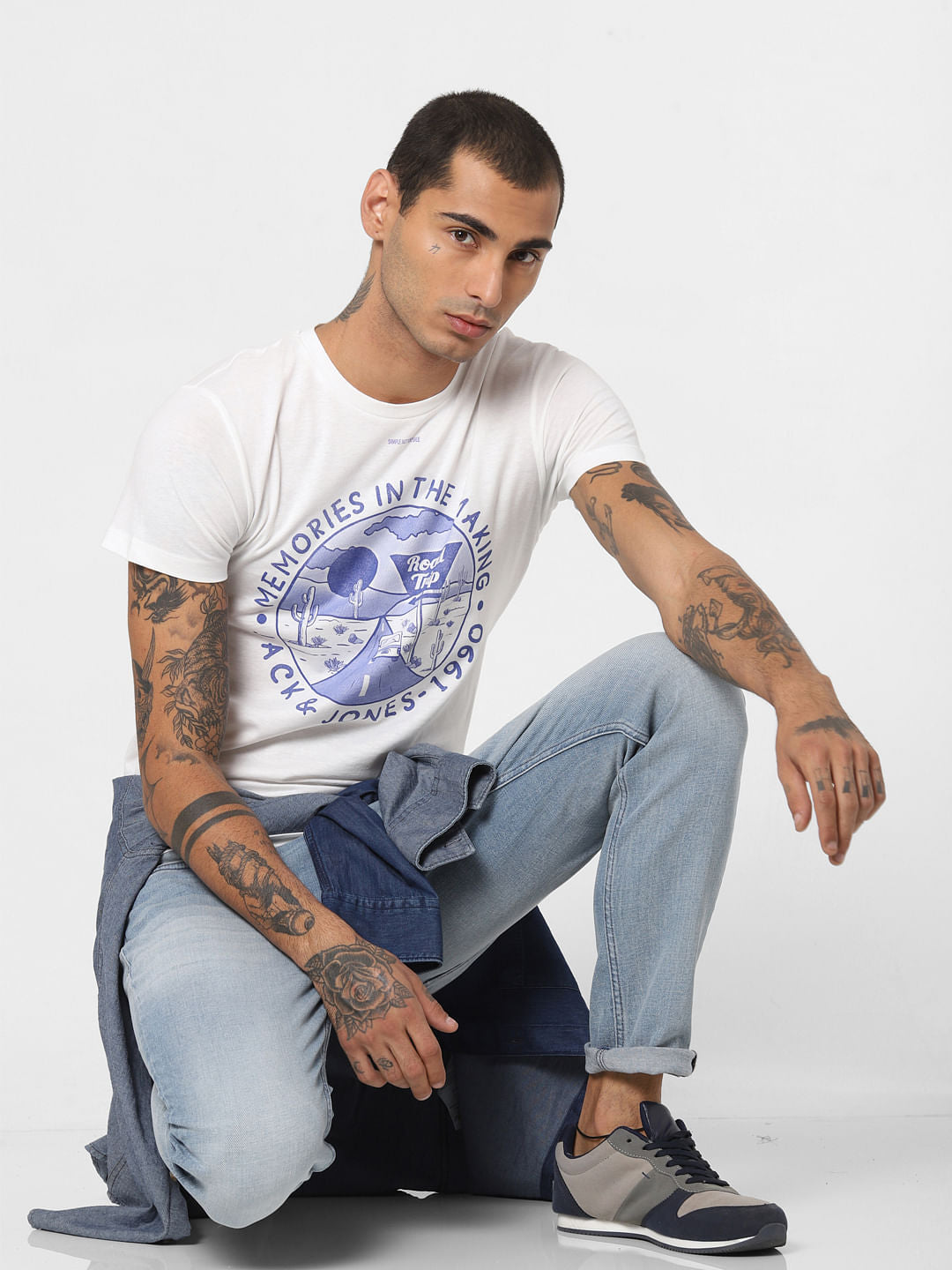 White Graphic Print Crew Neck T-shirt - S