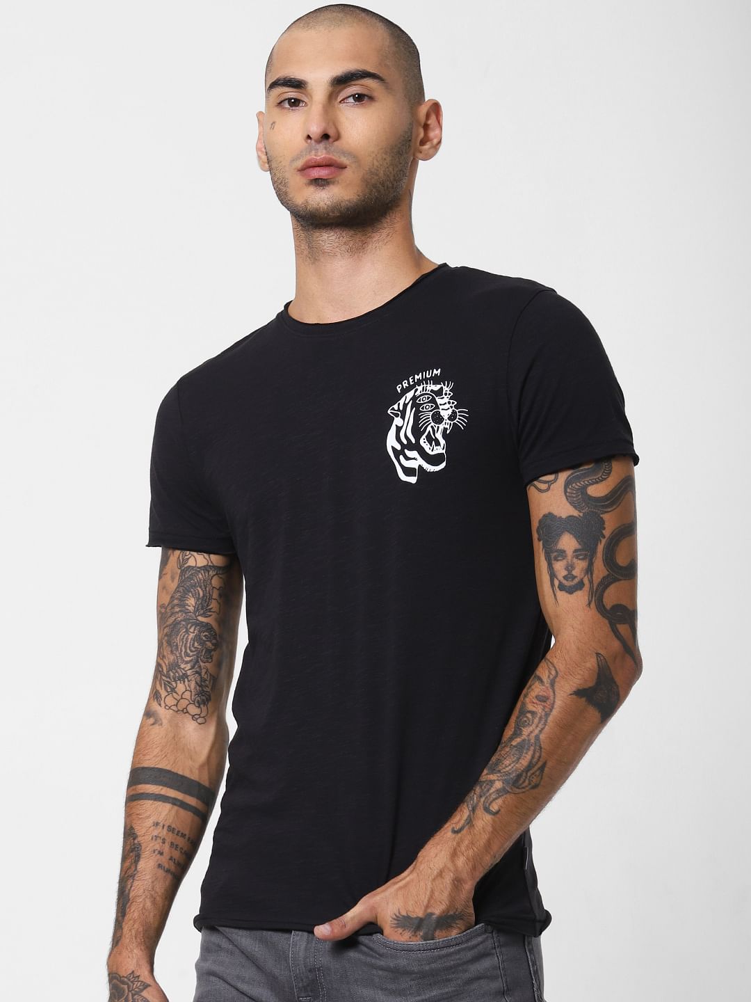 Black Tiger Print Crew Neck T-shirt