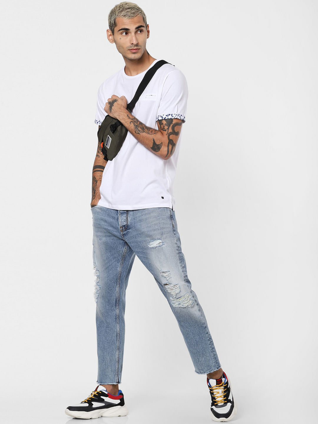 White Patch Pocket Crew Neck T-shirt - S