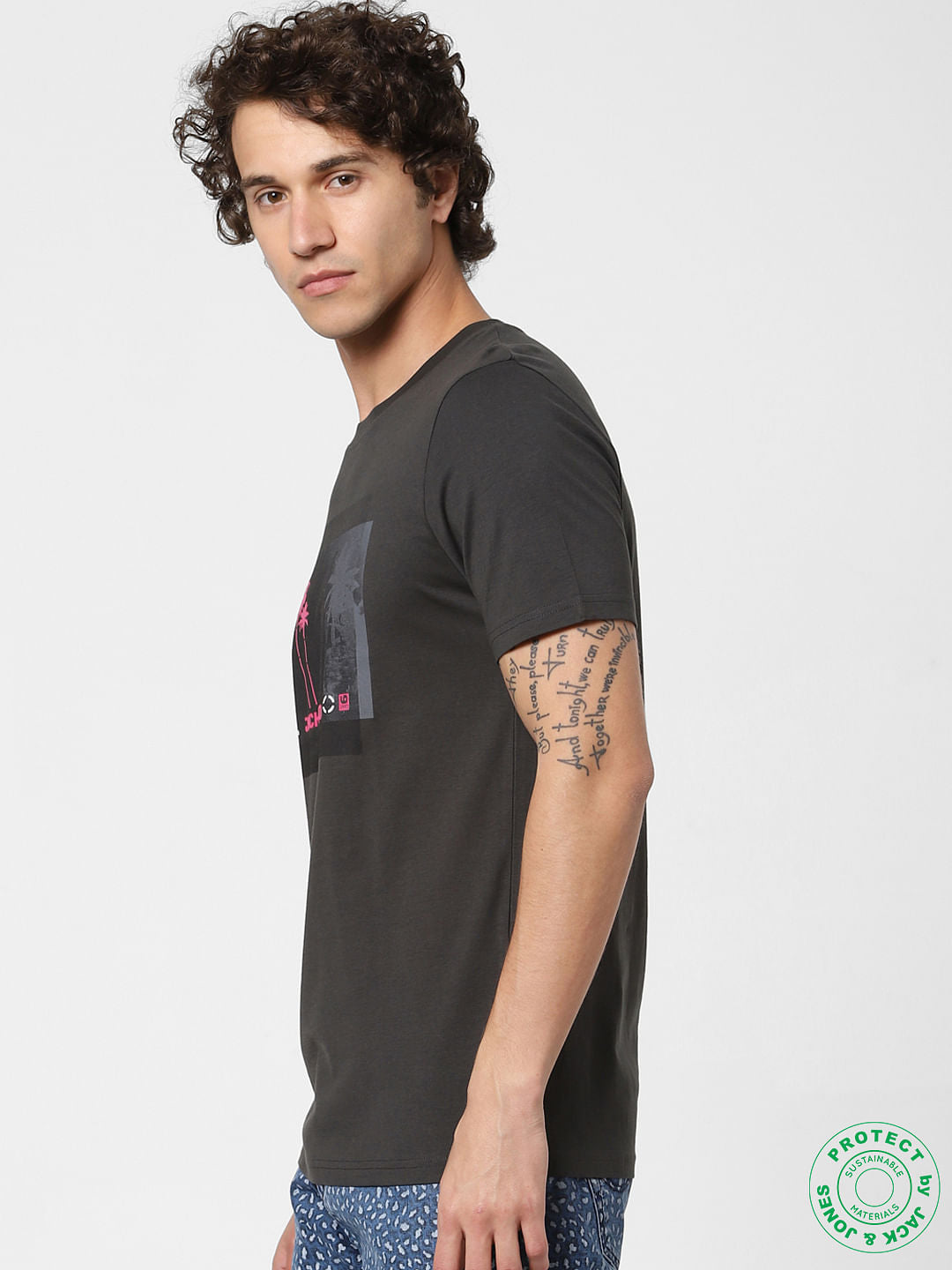 Black Graphic Print Crew Neck T-shirt