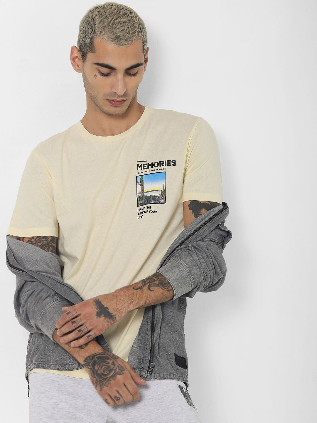 Yellow Graphic Print Crew Neck T-shirt - S