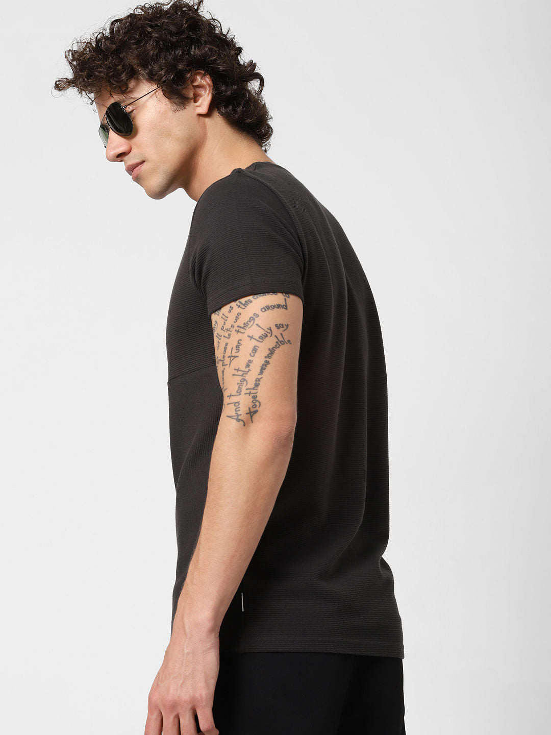 Black Textured Crew Neck T-shirt - S