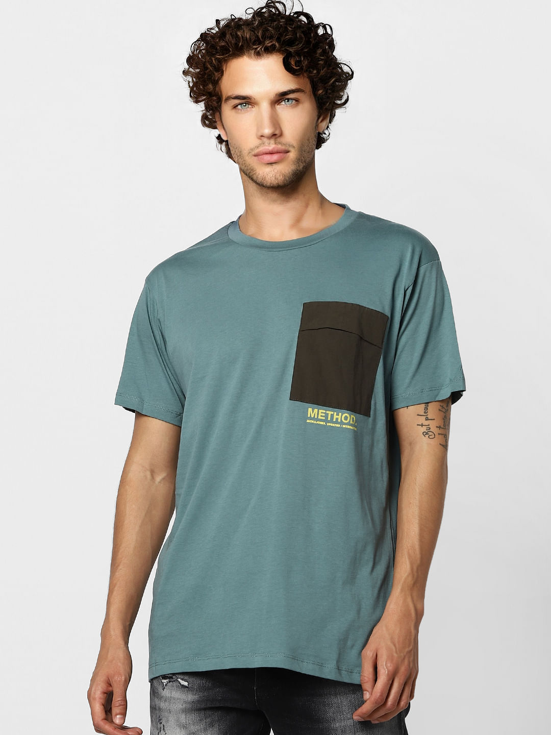 Green Patch Pocket Crew Neck T-shirt