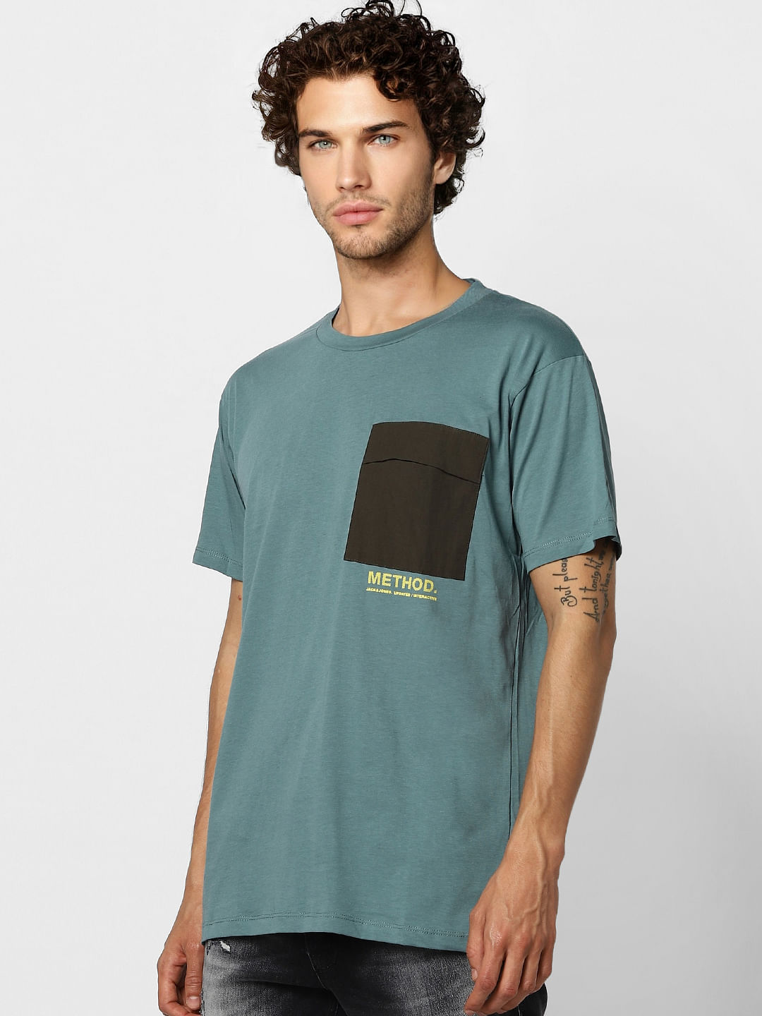Green Patch Pocket Crew Neck T-shirt