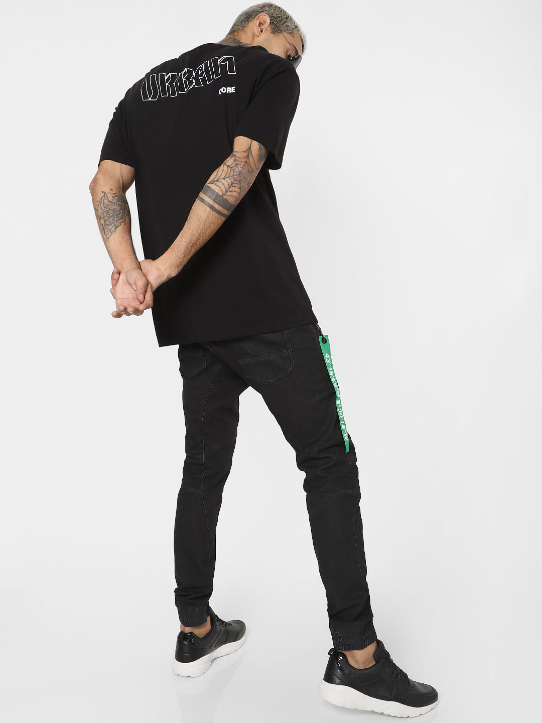 Black Printed Crew Neck T-shirt - S