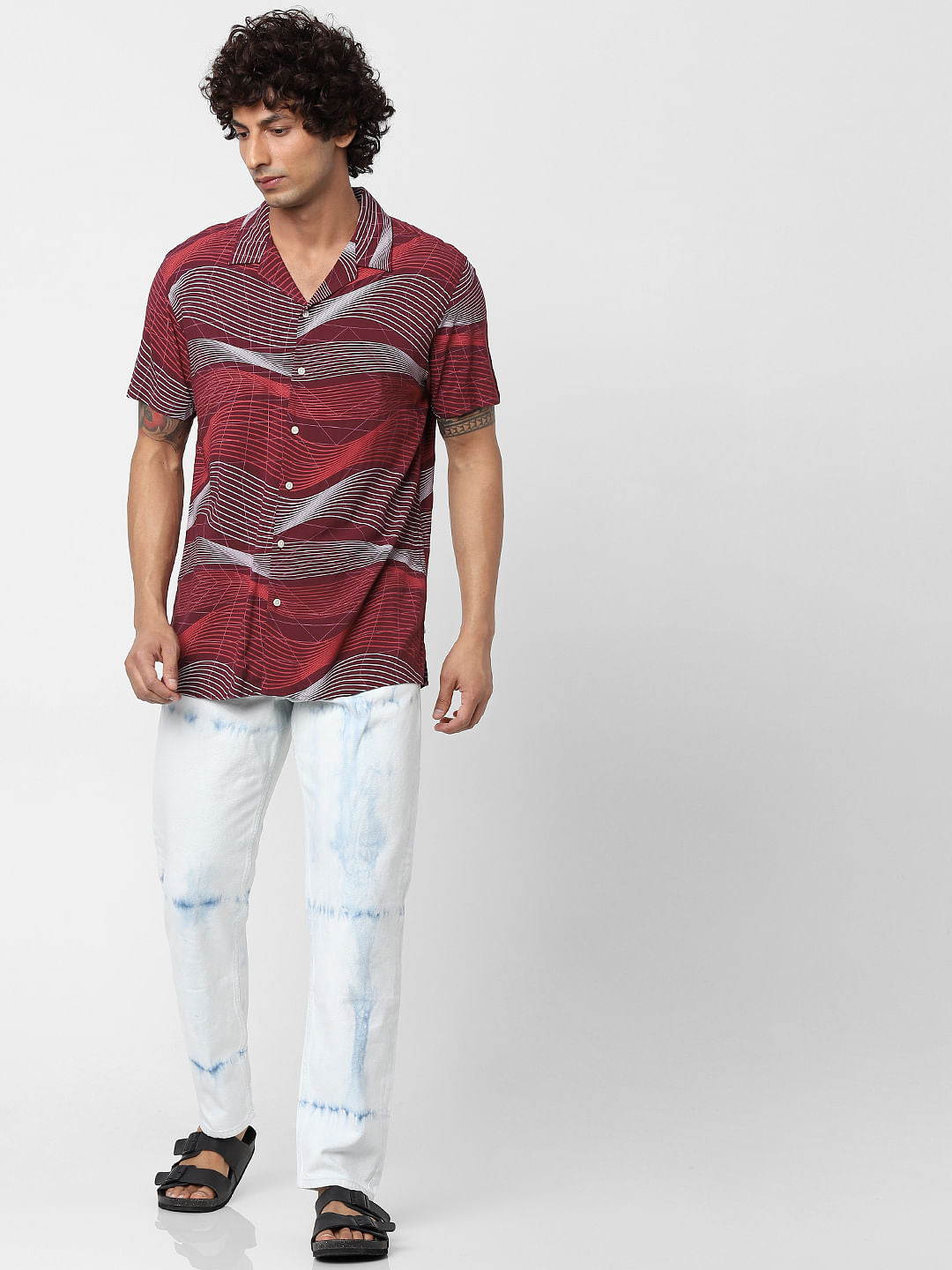 Red Short Sleeves Abstract Print Shirt