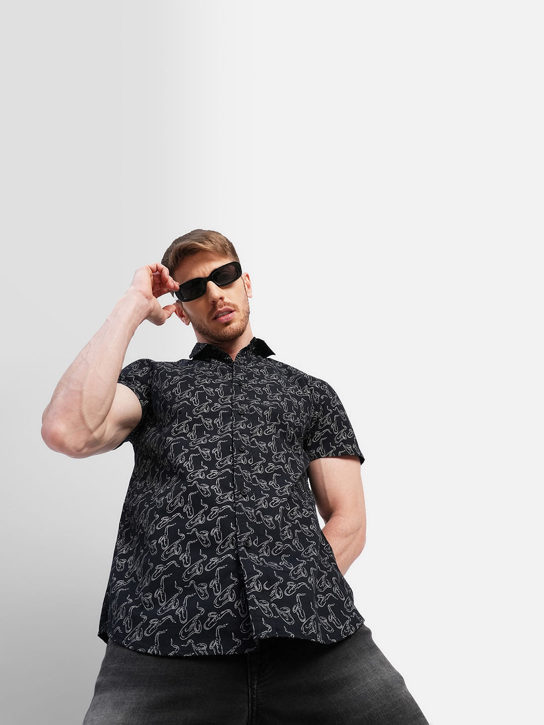 Black All Over Print Short Sleeves Shirt - S
