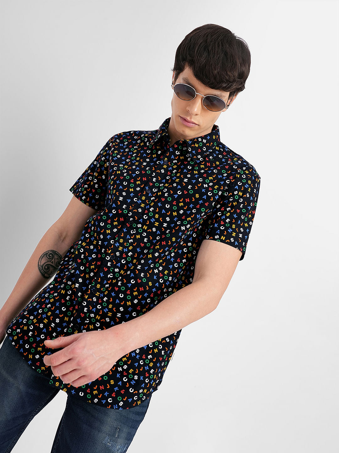 Black All Over Print Short Sleeves Shirt - S