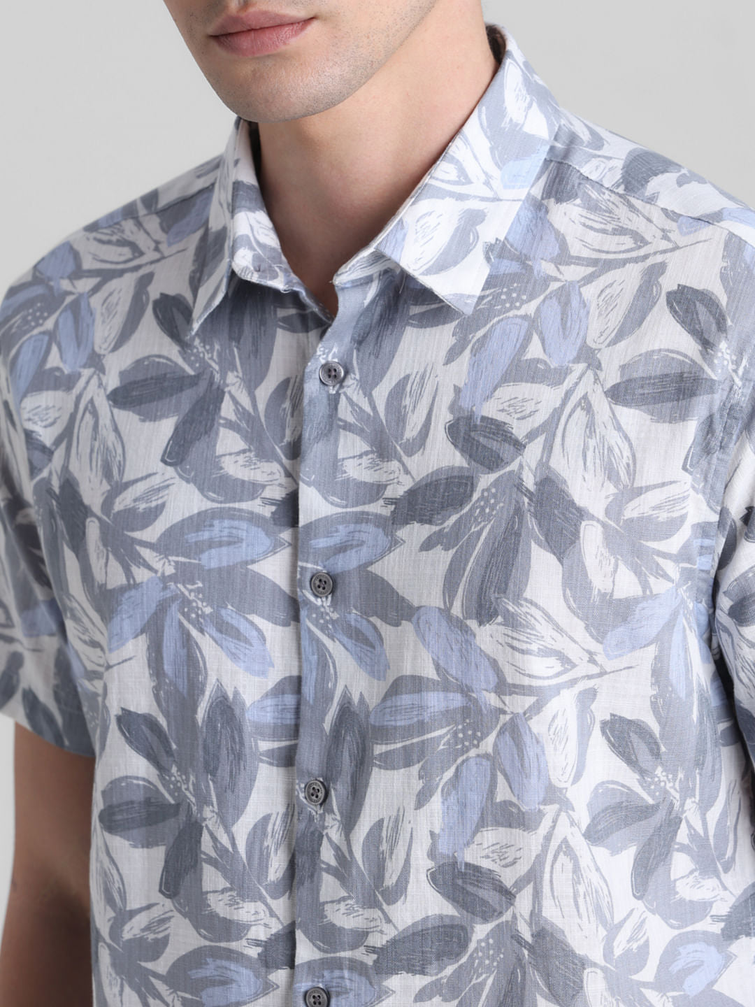 Grey Floral Short Sleeves Shirt