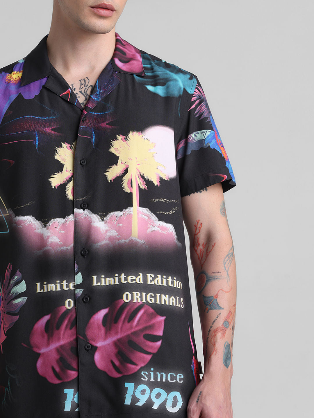 Black Printed Short Sleeves Shirt