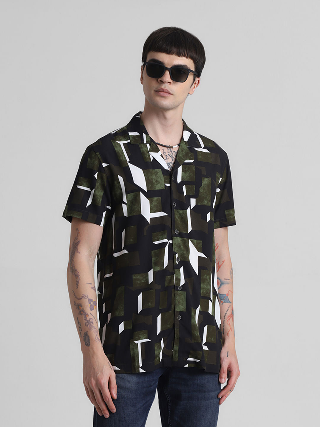 Green Printed Short Sleeves Shirt - S