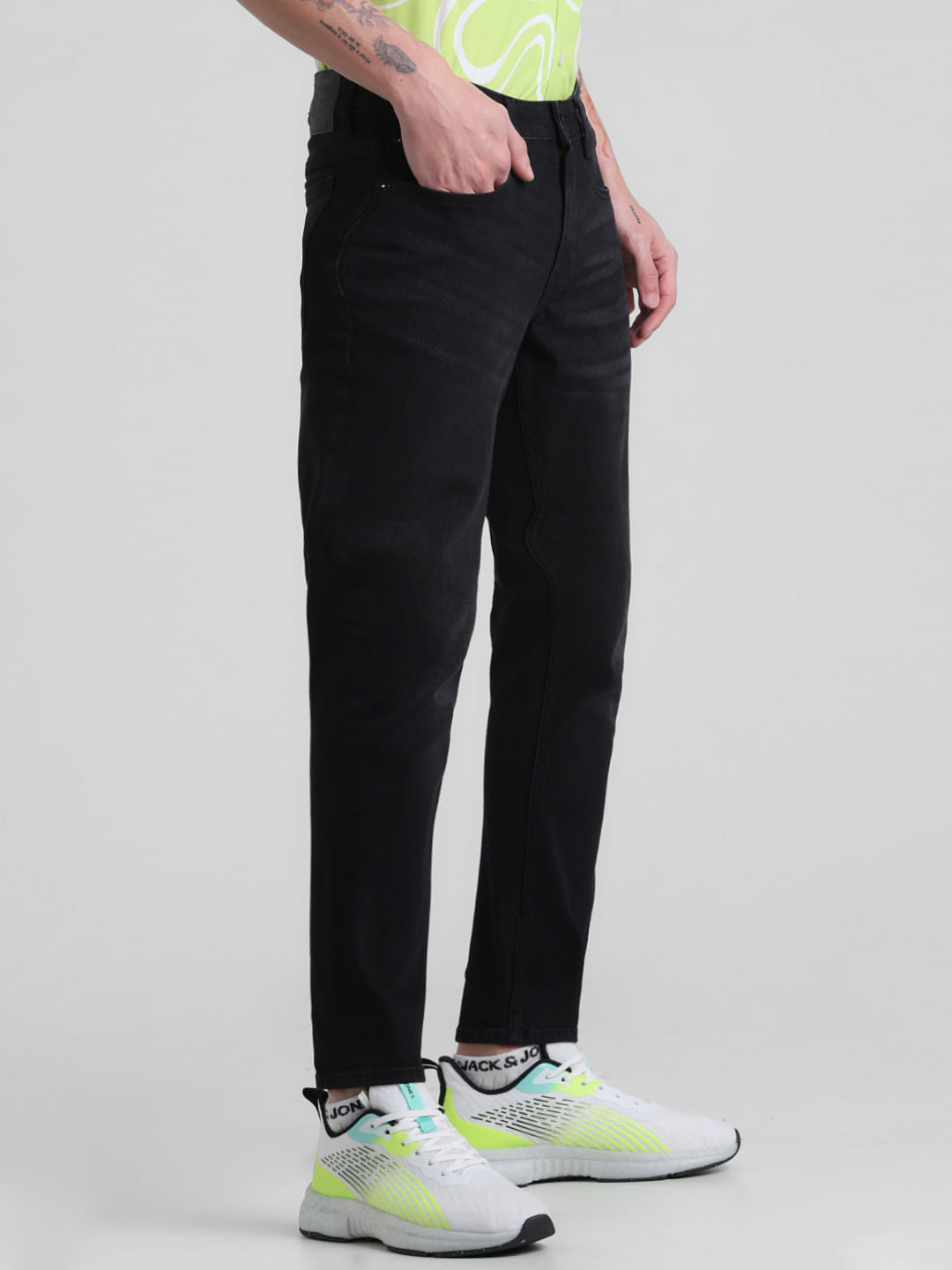 Black Mid Rise Brak Slim Jeans