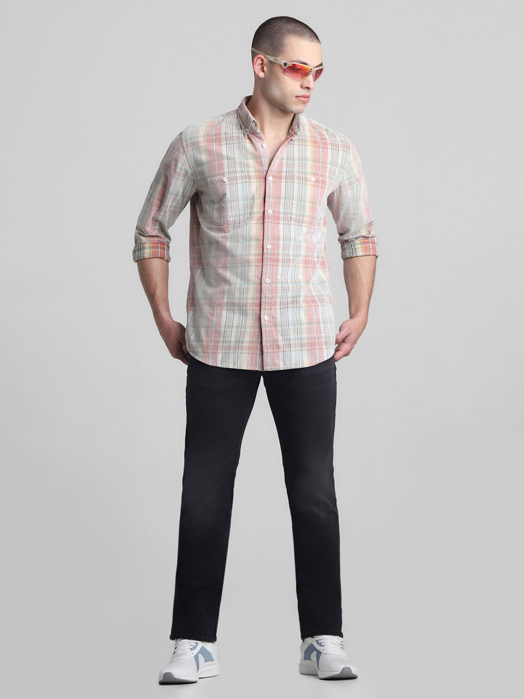 Black Mid Rise Clark Regular Fit Jeans