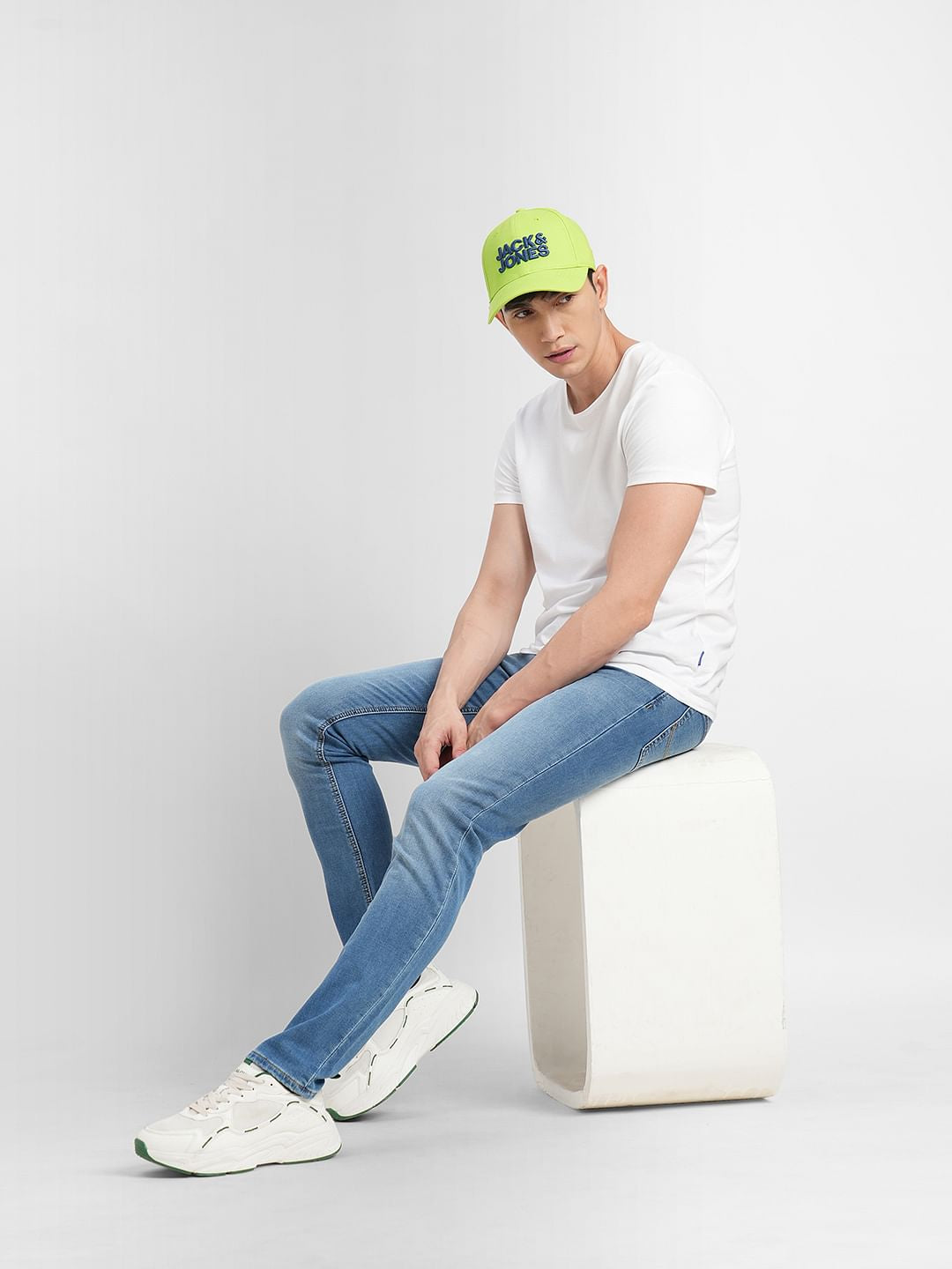Blue Low Rise Washed Ben Skinny Fit Jeans - 28/30