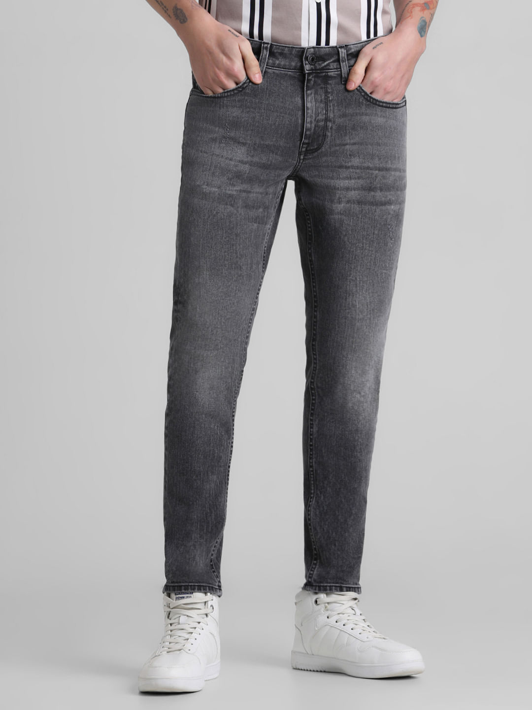Black Mid Rise Washed Brak Slim Fit Jeans