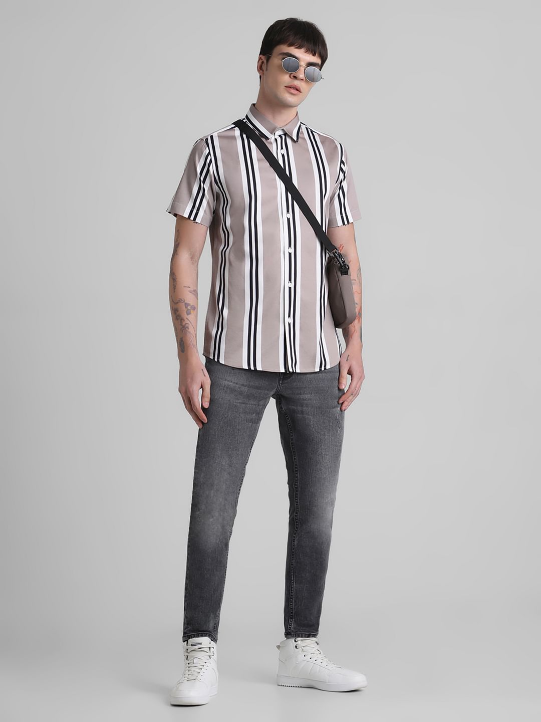 Black Mid Rise Washed Brak Slim Fit Jeans