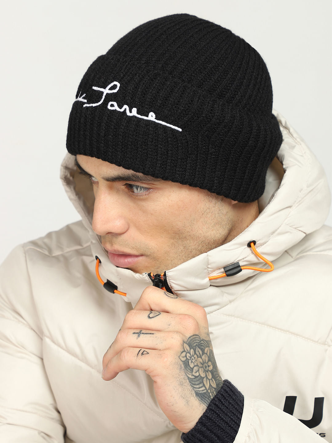 Black Logo Print Beanie - ONE